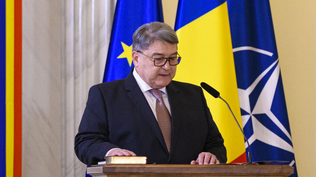 Motiunea AUR impotriva lui Emil Hurezeanu va fi dezbatuta pe 6 mai si votata in ziua urmatoare