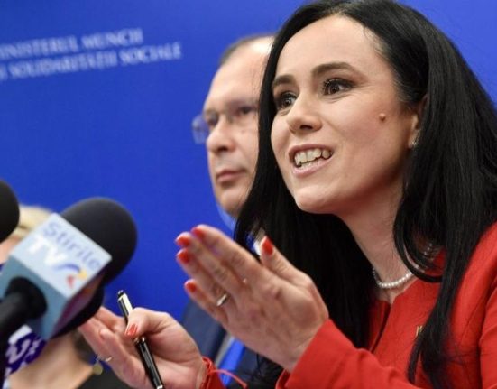 Motiunea impotriva pensiilor adoptata de Senat