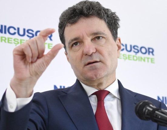 Nicusor Dan denunta un atac mascat asupra conturilor sale