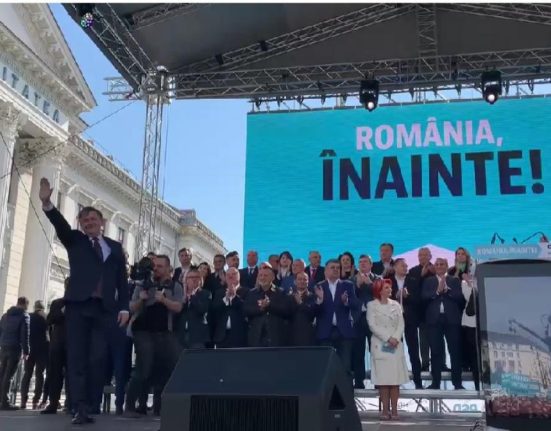 Primul miting electoral al coalitiei la Craiova Crin Antonescu Dusmanul meu e saracia boala