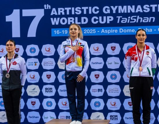 Romania pe podium Sabrina Voinea ia aurul la Doha