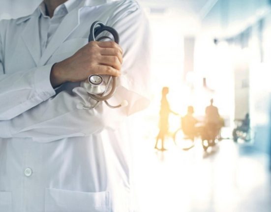 Spitalele pot primi donatii dar NU medicii