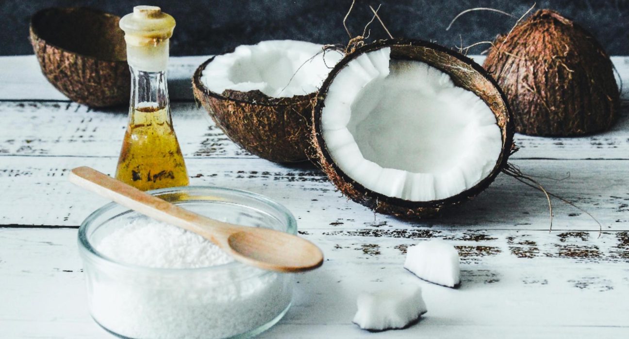 Utilizarile beneficiile si riscurile uleiului de cocos