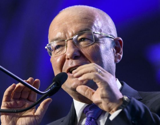 Emil Boc avertizeaza clujenii Aveti grija la alegeri