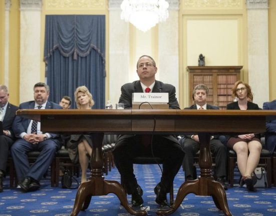 Emisarii lui Trump au sosit in Romania pentru alegeri Lovitura uriasa pentru George Simion