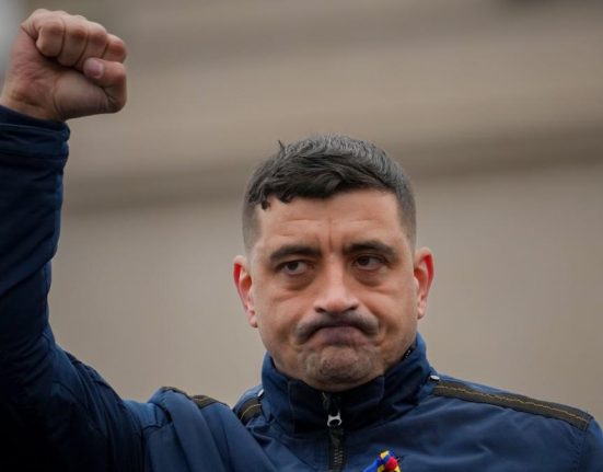 George Simion Ce ma fac cu voi bezmeticilor