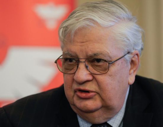 Mircea Cosea Am auzit unii din diaspora spunand Daca nu eram noi mureati de foame Nu e adevarat