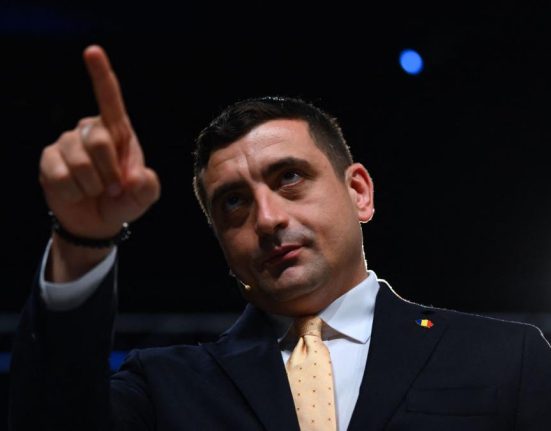 POLITICO Liderii europeni se tem de George Simion