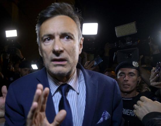 Prima reactie a lui Florian Coldea dupa publicarea pozelor cu Nicusor Dan si Victor Ponta de catre Elena Lasconi