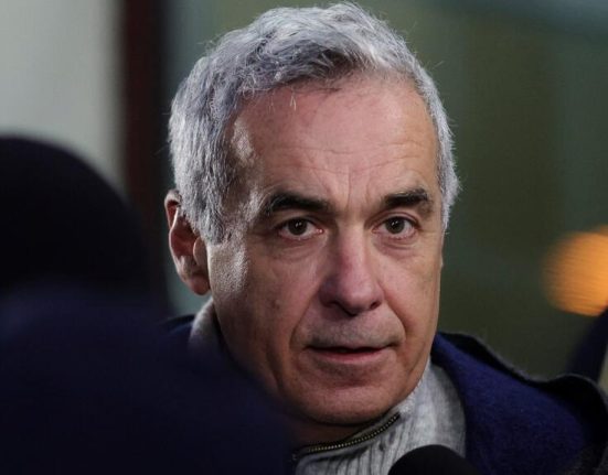 Procurorii extind urmrirea penal a lui Clin Georgescu