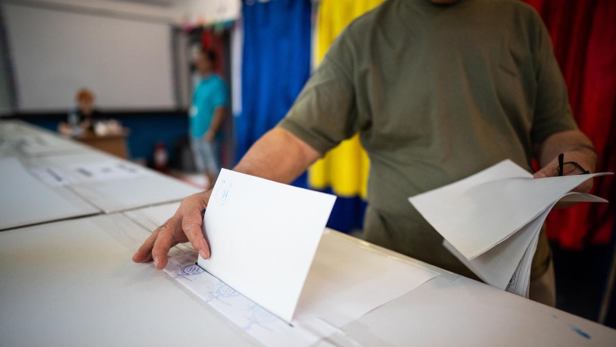 Turul 2 al alegerilor prezidentiale Inchiderea sectiilor in diaspora si tara