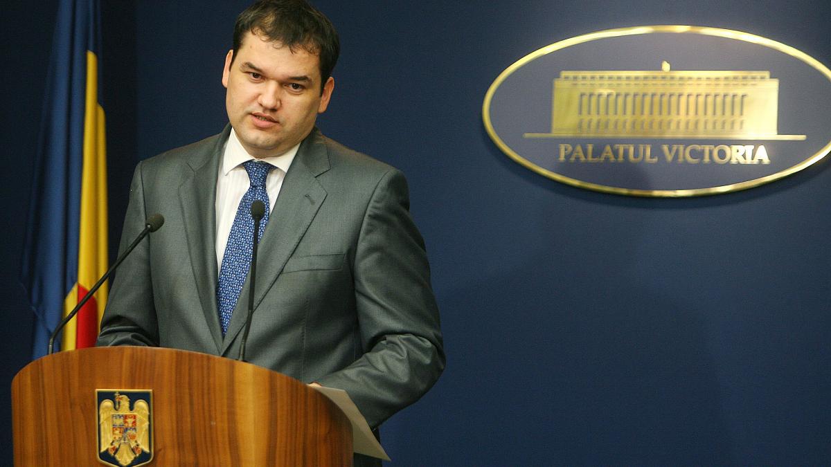 cseke atilla critica planul lui simion de concediere a 500000 de bugetari