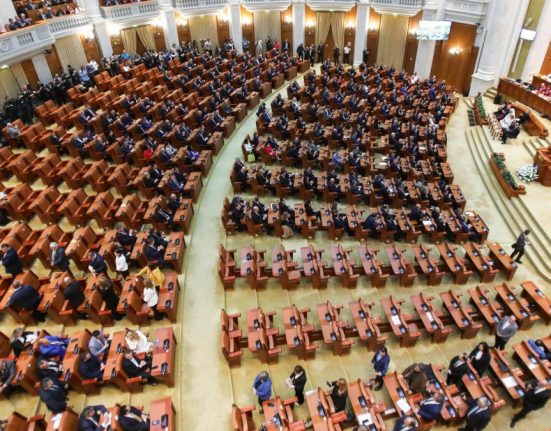 AUR cere din nou alegeri anticipeaza Pare imposibil de convenit asupra unui guvern