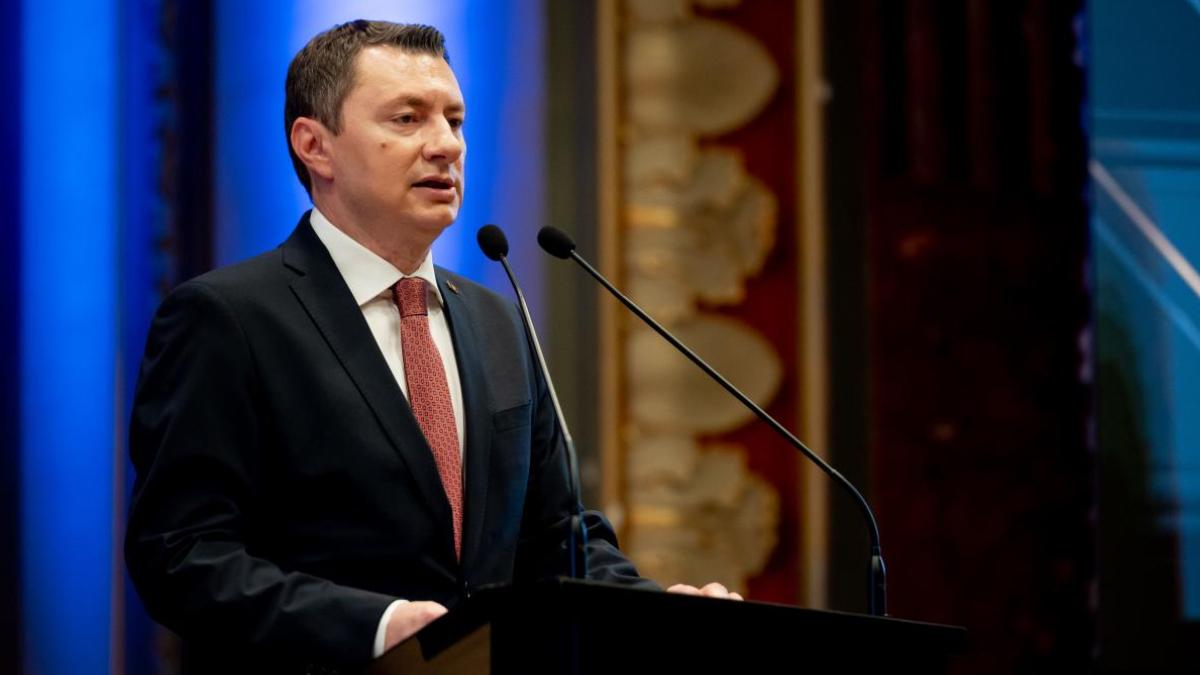 Cosmin Marinescu Deficitul bugetar a devenit constanta