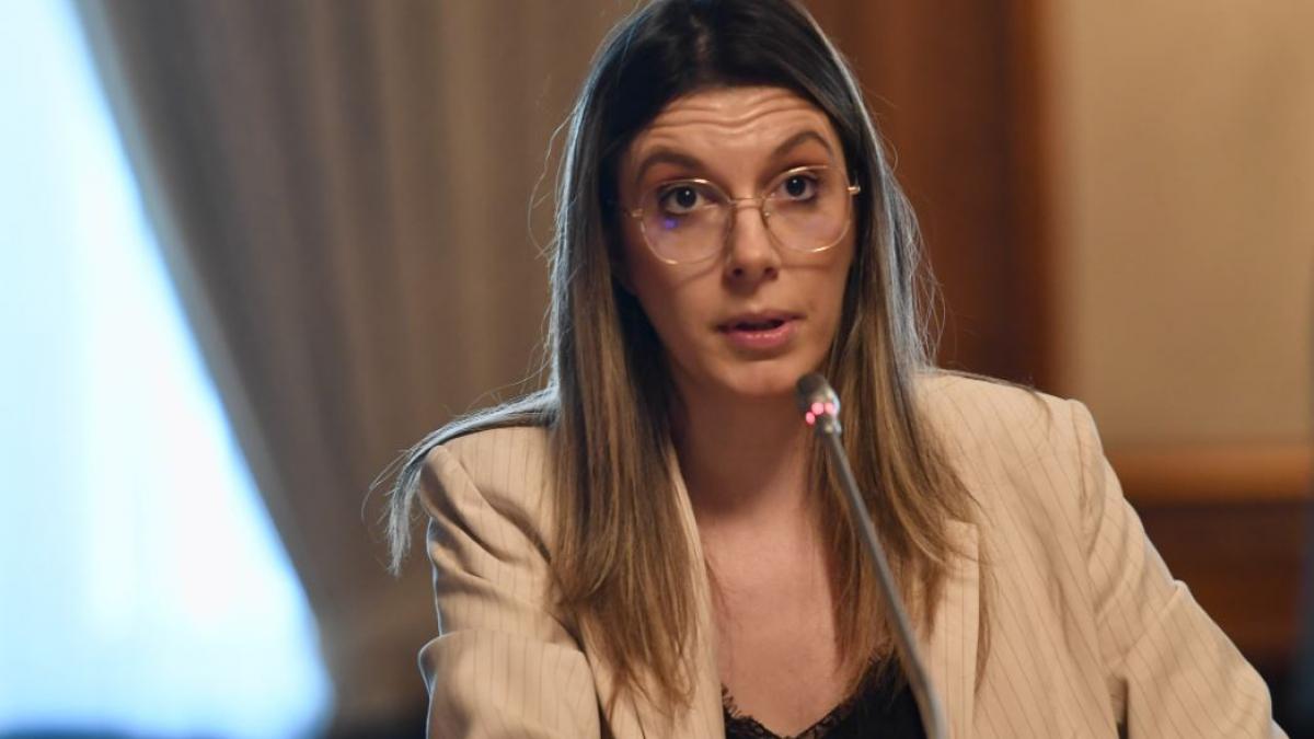 Diana Buzoianu a numit doi consilieri onorifici pe mediu