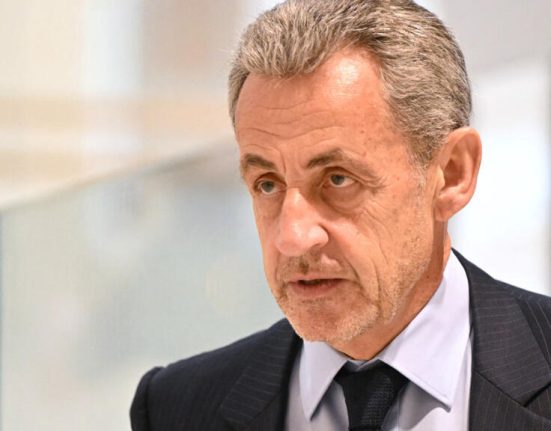 Fostul presedinte francez Nicolas Sarkozy exclus din Legiunea Onoarei