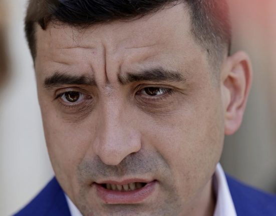 George Simion cere moldovenilor sa voteze partide pro ruse