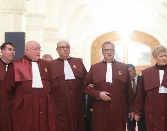 Motivarea CCR Declaratiile de avere trebuie pastrate secrete