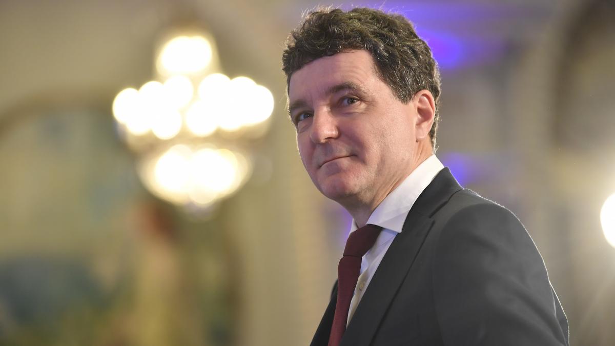 Nicusalor Dan O sa reflectez despre postul de la Institutul de Matematica