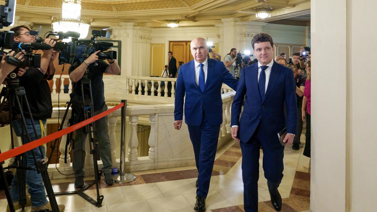 Nicusan Dan l a propus pe Ilie Bolojan premier