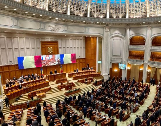 Parlamentul a votat doi noi judecatori la CCR