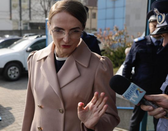 Petitie Declic contra numirii judecatoarei Lia Savonea