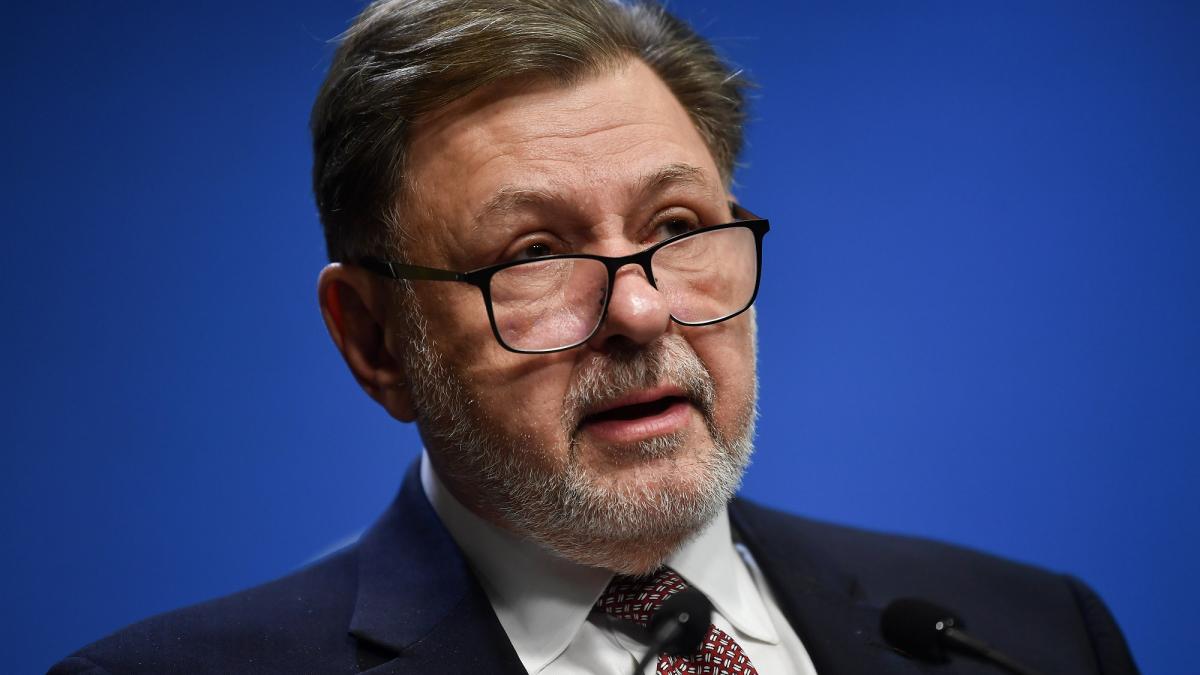 Rafila il critica pe Ghinea dupa negocieri Intelege greu