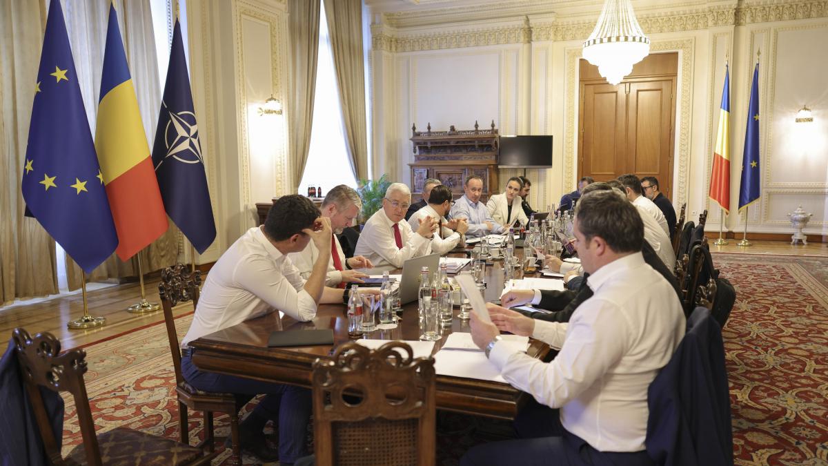 Tensiuni inaintea consultarilor USR nu cedaza Mediu