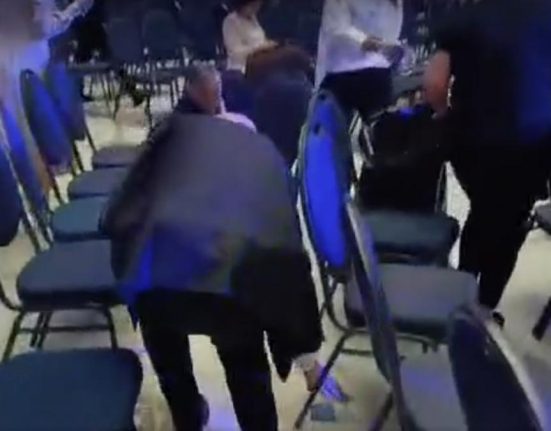 Bolojan strange gunoaiele dupa colegi la PNL