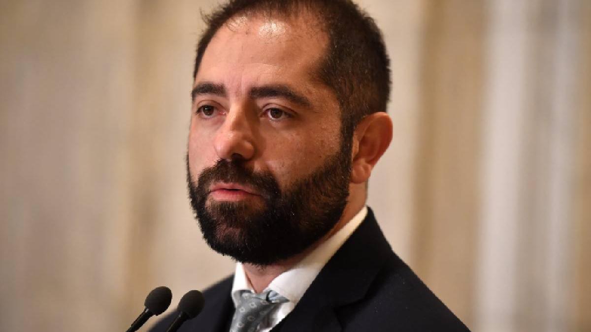 Consilierul prezidential Radu Burnete Tainerile vor fi mai dure daca nu ne imprumutam
