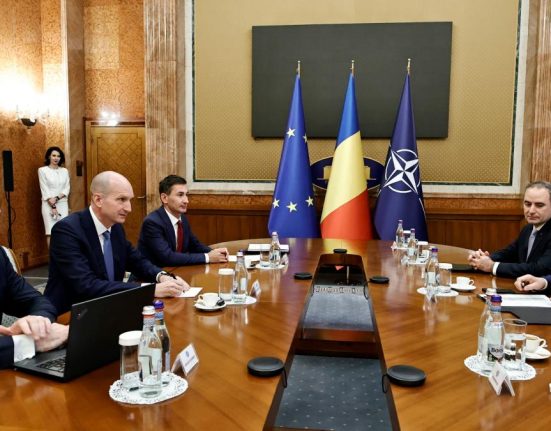 Discutia lui Ilie Bolojan cu agentia privind retrogradarea Romaniei