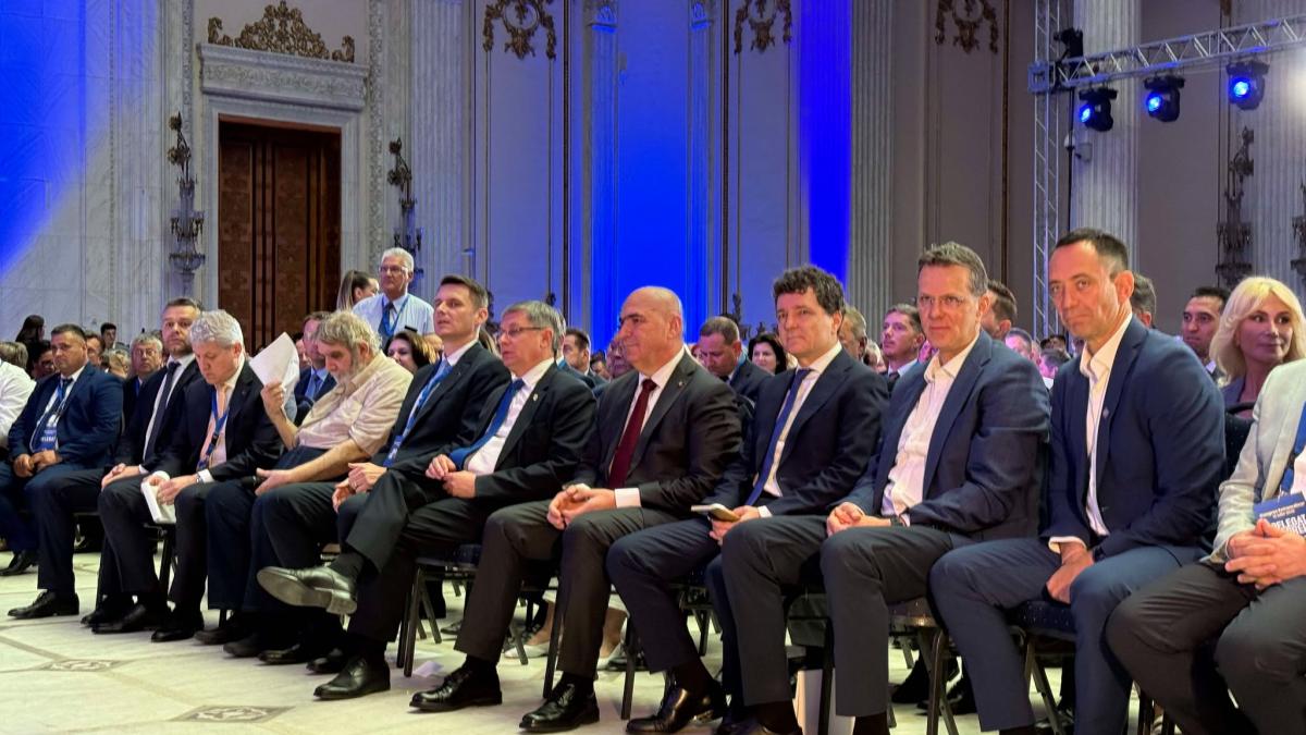 Igor Grosu la Congresul PNL Simtiti ce simtim noi de 35 de ani