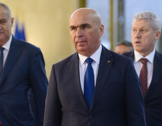 Ilie Bolojan a decis attribuiile vicepremierilor din Guvern