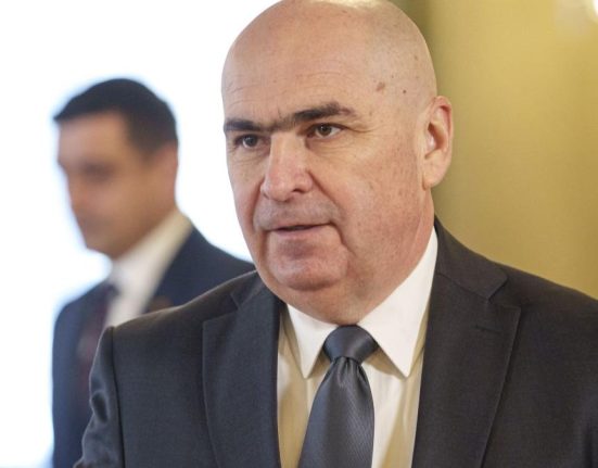 Ilie Bolojan anunta concedieri la stat Mai corect sa plece cineva ce ia pensie