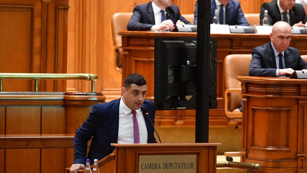 Legea austeritatii incepe de la 1 august CCR a respins sesizarea AUR