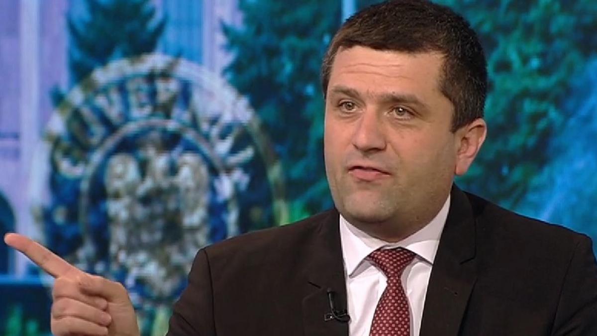 Miruta Unii cumuleaza salariul si indemnizatia de CA