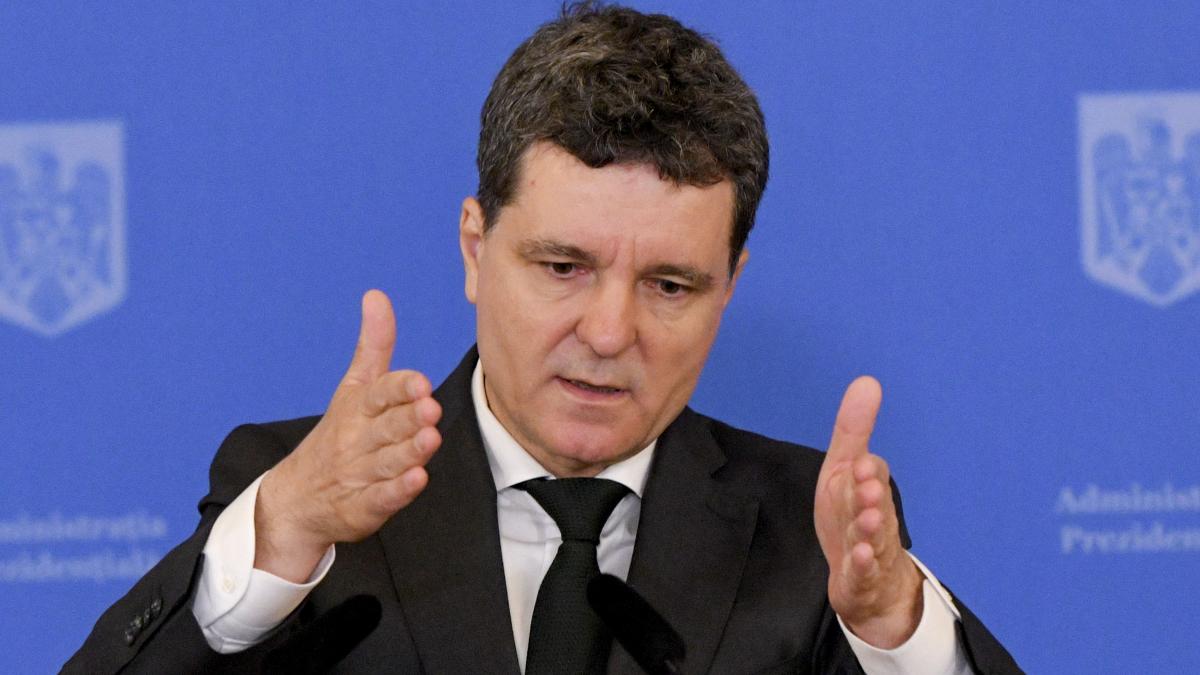 Nicusor Dan Rusia desfasoara agresiuni cibernetice in Romania