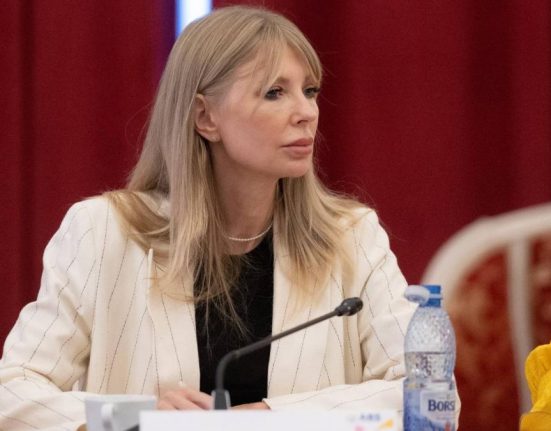 Nicusuor Dan somat de vicepresedinta PSD sa clarifice pozitia fata de legea Vexler Riscam sa credem ca va jucati cu focul