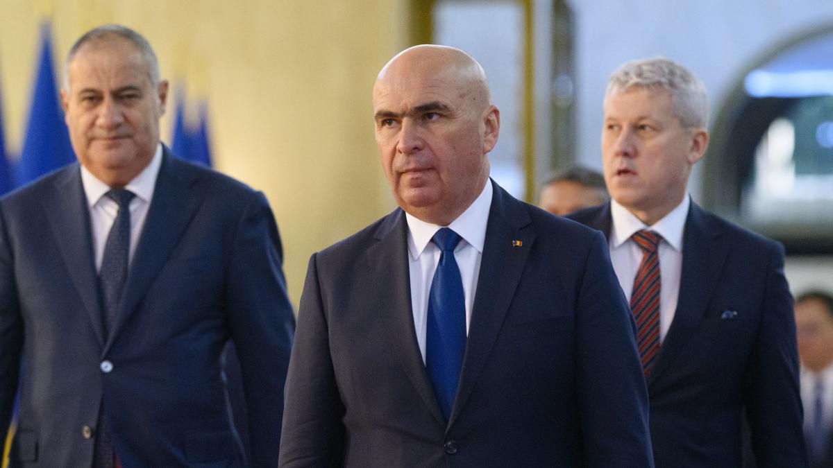 Surse Bolojan amana anuntarea masurilor fiscale de austeritate
