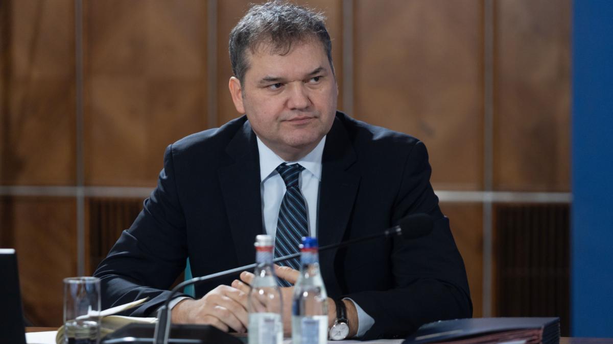 desfiintarea indemnizatiilor membrilor unei institutii cseke un membru primea 3285 lei net pentru o sedinta