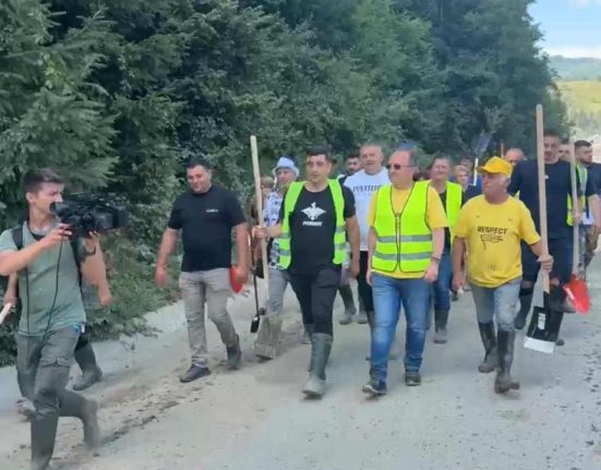 George Simion s a intoars in Broshteni dupa plecarea lui Calin Georgescu