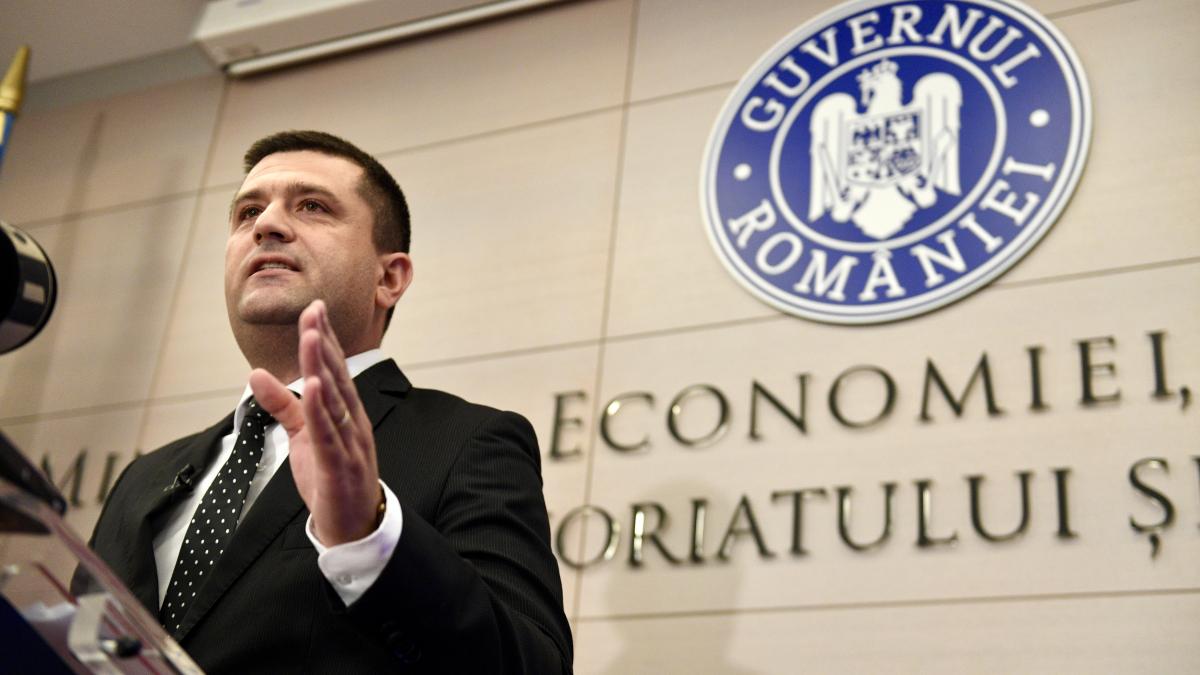 Ministrul Economiei Am primit 1700 de CV uri dupa anuntul selettiilor