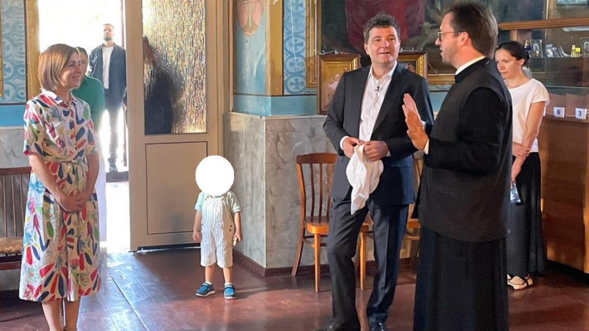 Nicuser Dan si Maia Sandu au vizitat o biserica si un centru social