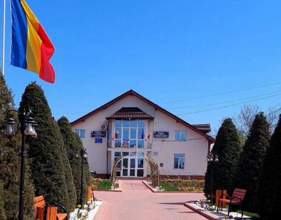 Primarii protesteaza fata de Guvern ameninta cu greva