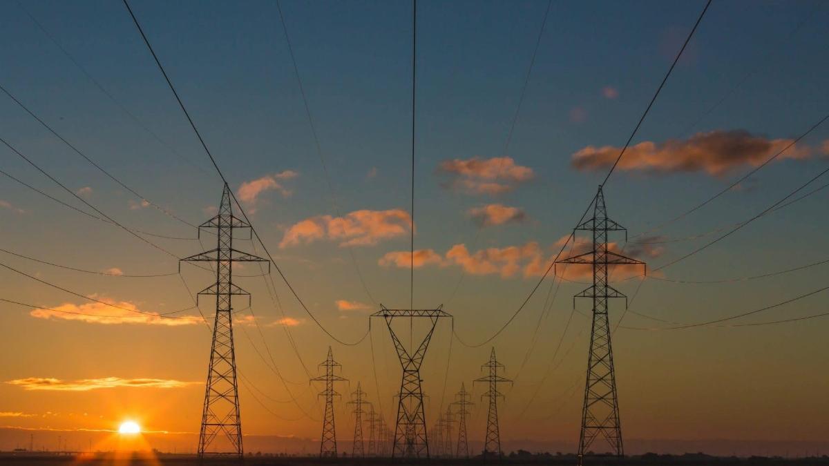 SUA investesc 130 milioane dolari in linia electrica Moldova Romania